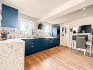 Photo 26- click for photo gallery